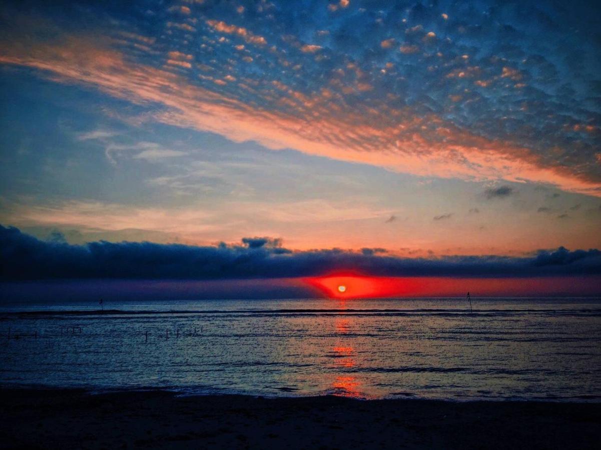Cave Beach Bungalow Semaya Zewnętrze zdjęcie