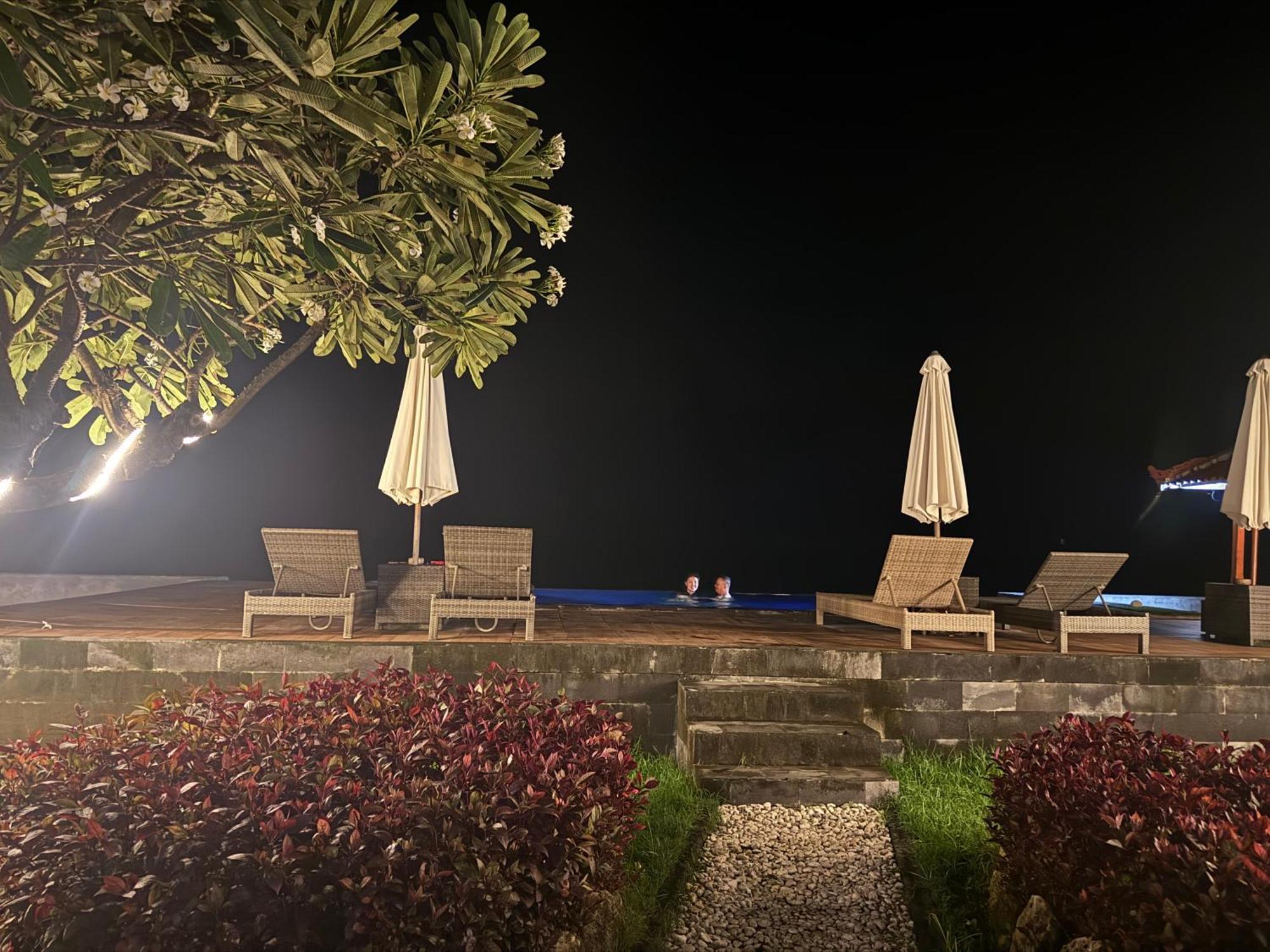 Cave Beach Bungalow Semaya Zewnętrze zdjęcie